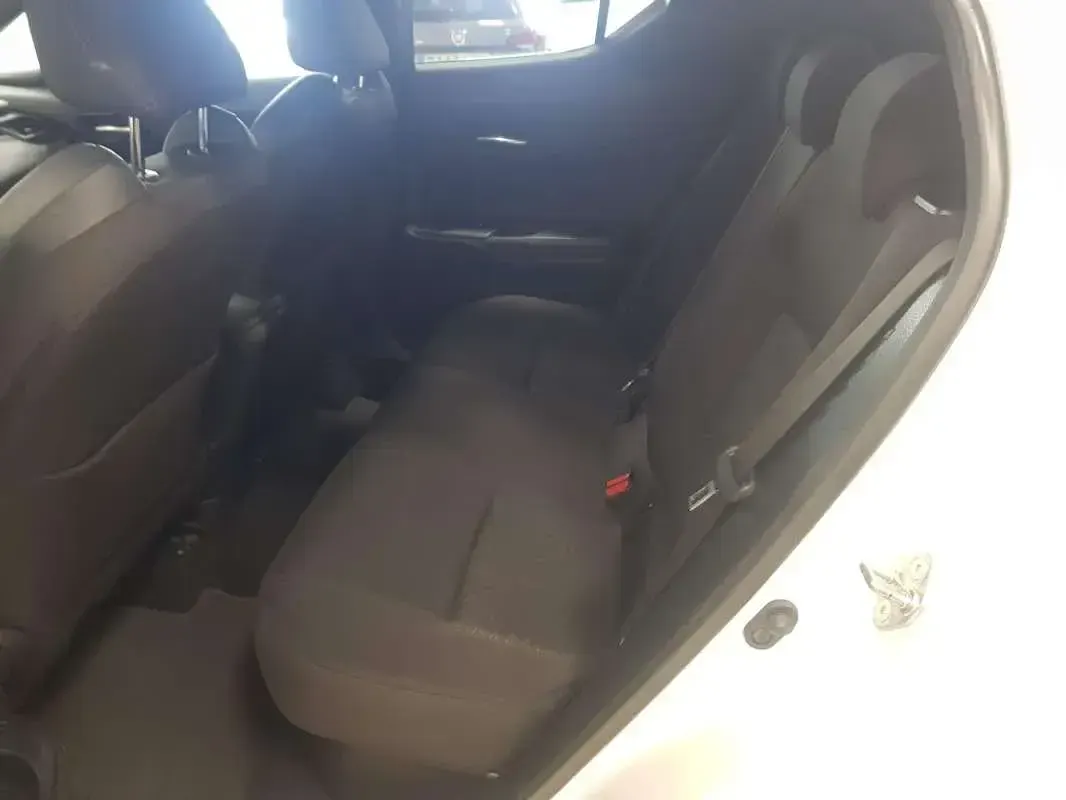 Usado Toyota C-HR Advance 122 CV (89 kW) 2022 Blanco SUV