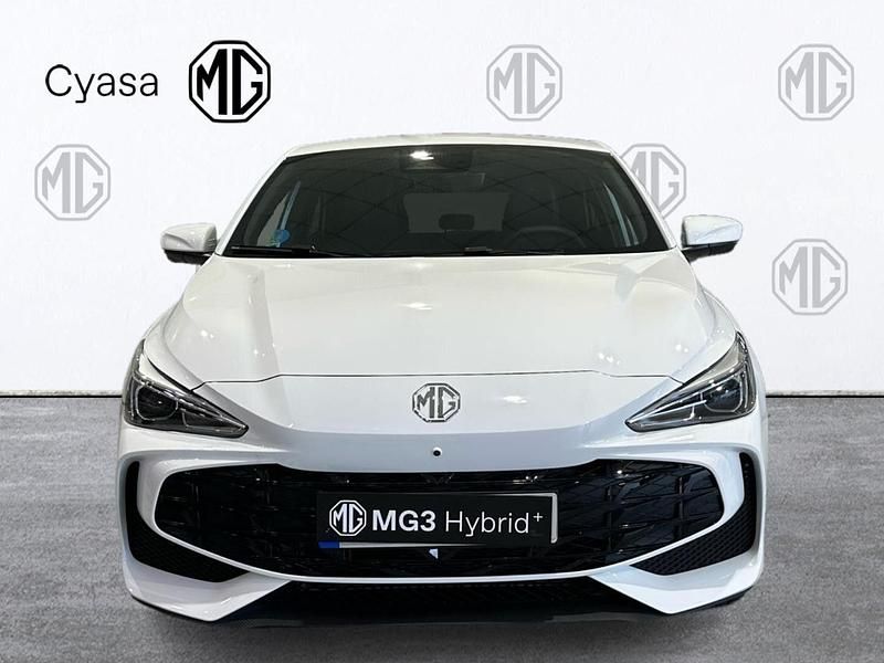 Usado MG MG3 Luxury 195 CV (143 kW) 2024 Dover white Utilitario
