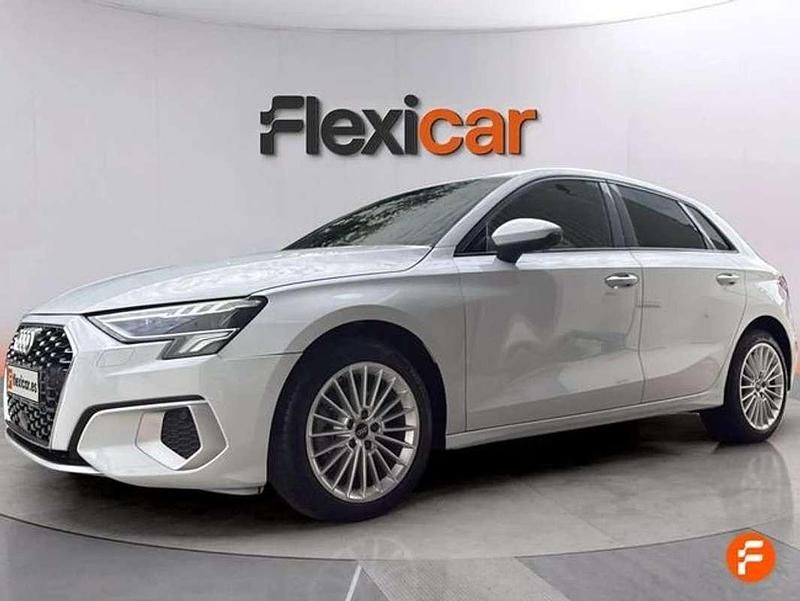 Usado Audi A3 Premium 110 CV (80 kW) 2022 Blanco Berlina