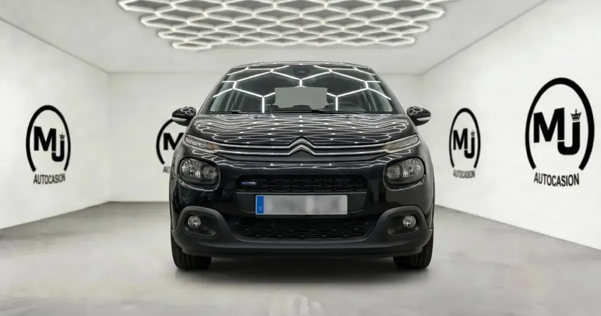 Usado Citroën C3 PureTech 110 CV (80 kW) 2017 Negro Berlina
