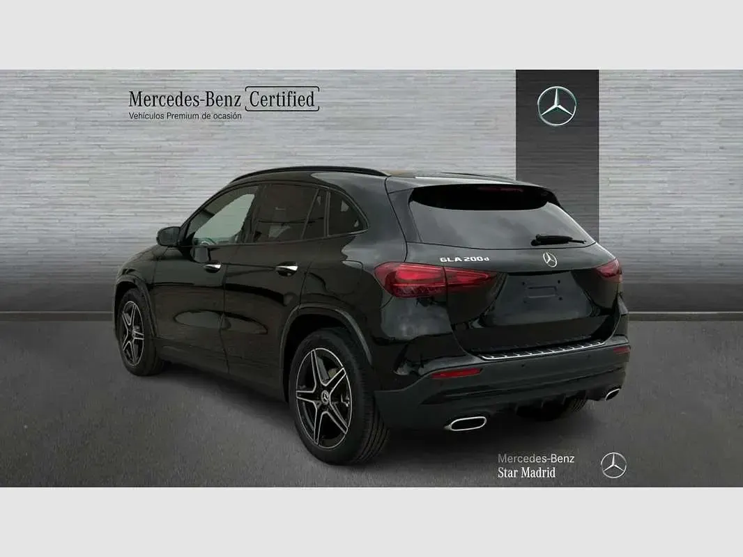 Usado Mercedes GLA200 150 CV (110 kW) 2026 Negro SUV