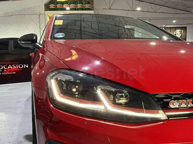 Usado VW Golf VII GTI 245 CV (180 kW) 2017 Rojo Berlina