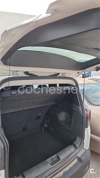 Usado Jeep Renegade Limited 130 CV (95 kW) 2023 Blanco SUV