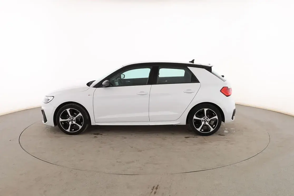 Usado Audi A1 Sportback S-Line 110 CV (80 kW) 2022 Blanco Utilitario