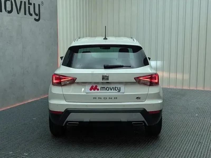 Usado Seat Arona FR 115 CV (84 kW) 2020 Blanco SUV