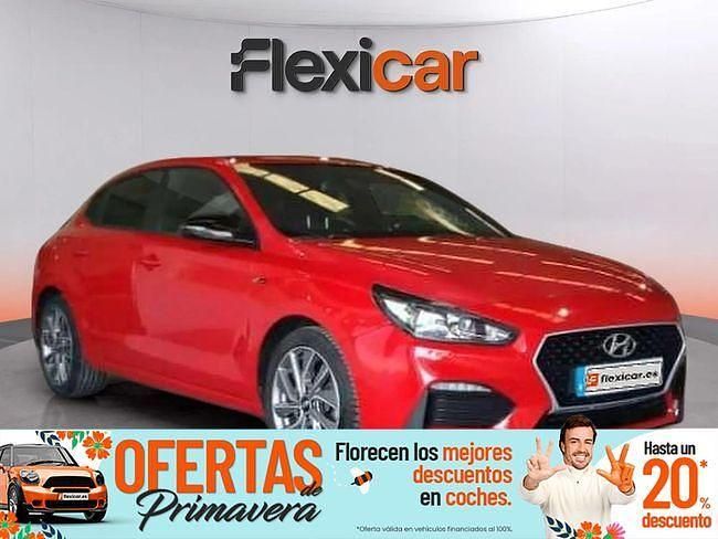 Usado Hyundai i30 N Line 120 CV (88 kW) 2021 Rojo