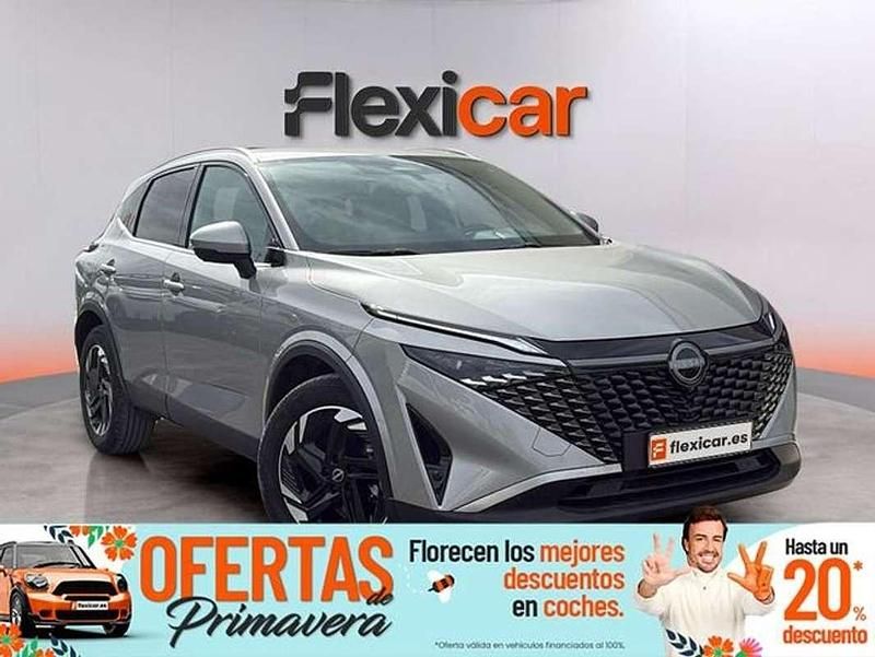 Usado Nissan Qashqai Tekna 158 CV (116 kW) 2025 Gris SUV