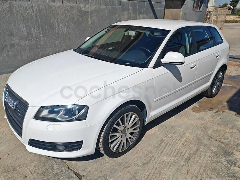 Usado Audi A3 Ambiente 160 CV (117 kW) 2010 Blanco Utilitario