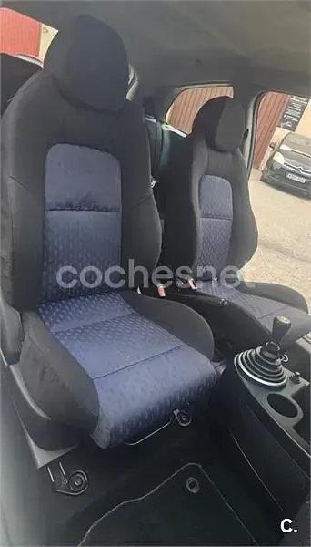 Usado Ford Fiesta 90 CV (66 kW) 2005 Blanco Utilitario