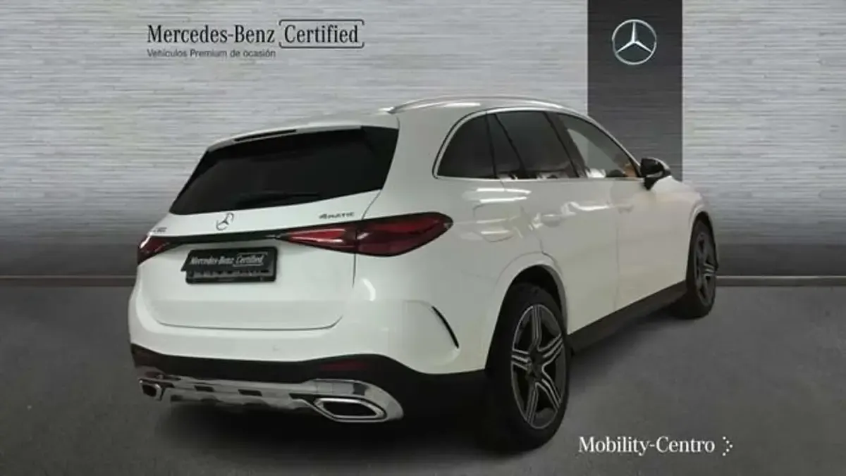 Usado Mercedes GLC200 207 CV (152 kW) 2024 Blanco SUV