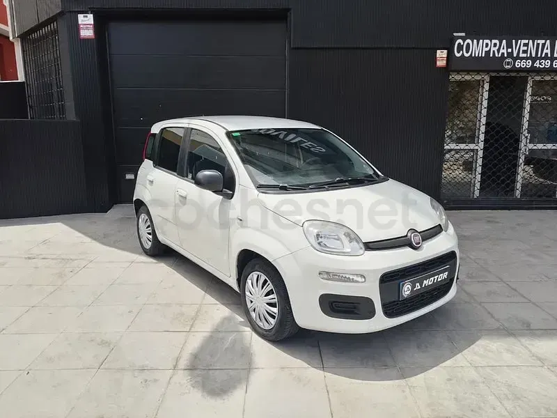 Usado Fiat Panda Lounge 69 CV (50 kW) 2017 Blanco Utilitario