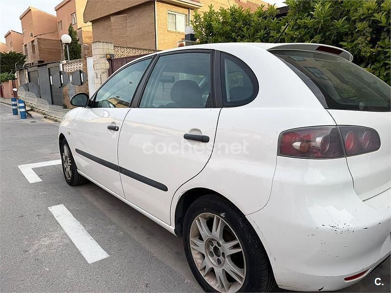 Usado Seat Ibiza Reference 85 CV (62 kW) 2007 Blanco Utilitario