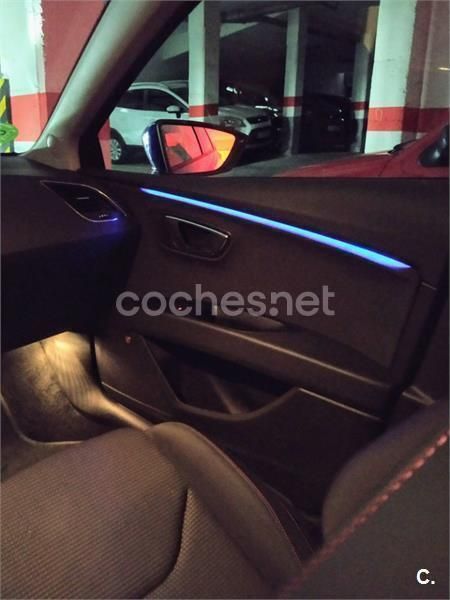 Usado Seat Leon ST FR 150 CV (110 kW) 2018 Azul Familiar