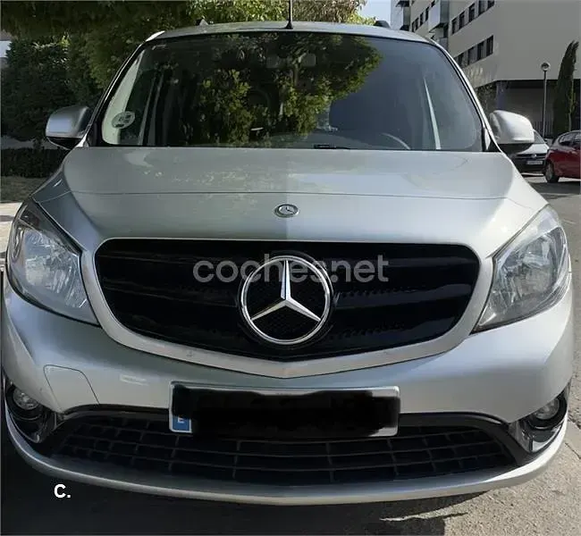 Usado Mercedes Citan 109 90 CV (66 kW) 2015 Gris / plata Familiar