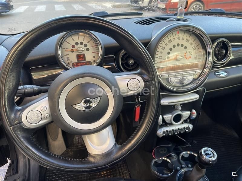 Usado Mini Cooper 120 CV (88 kW) 2010 Negro Utilitario