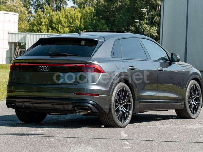 Usado Audi Q8 S-Line 490 CV (360 kW) 2024 Gris / plata SUV