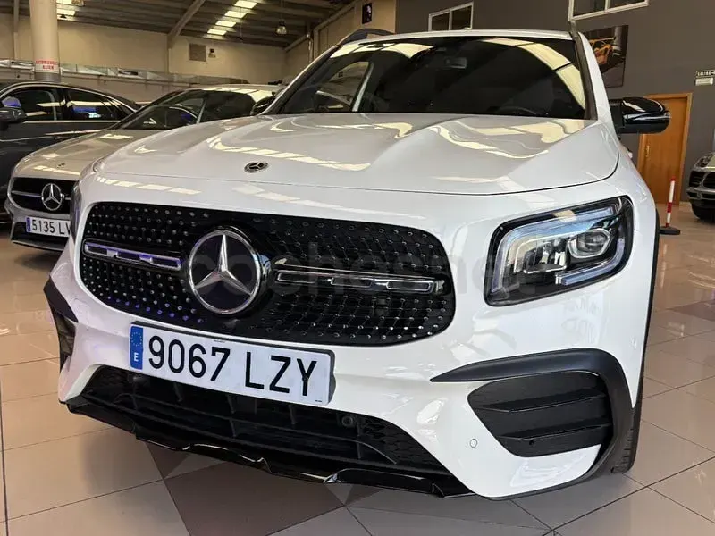 Usado Mercedes GLB200 150 CV (110 kW) 2022 Blanco SUV