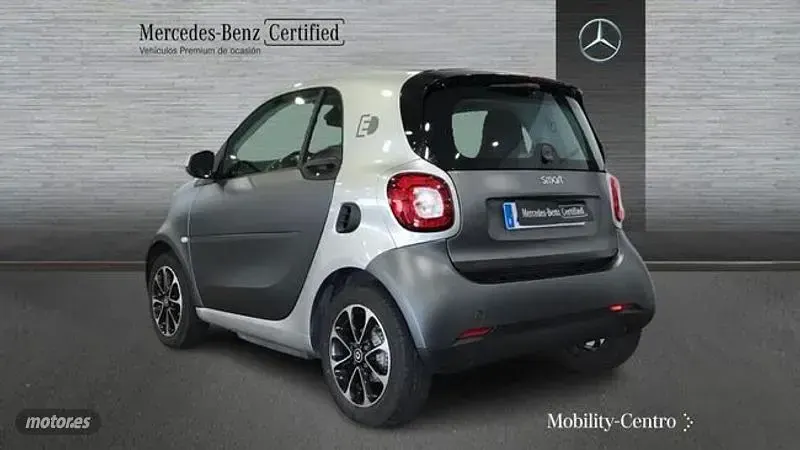 Usado Smart ForTwo Coupé Passion 60 kW (82 CV) 2017 Coupe