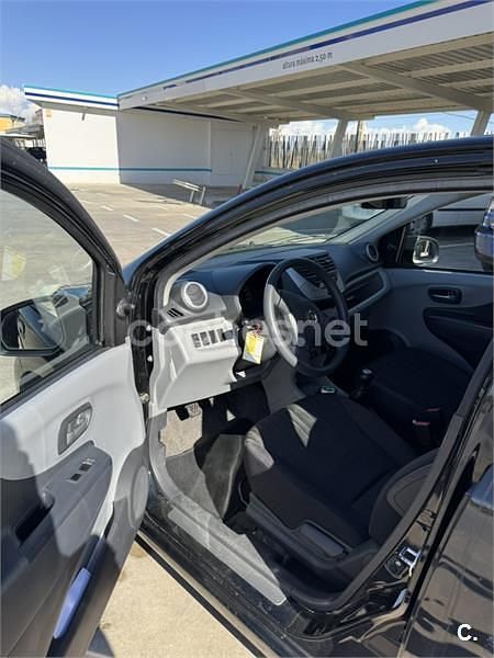 Usado Nissan Pixo Acenta 68 HP (50 kW) 2010 Preto Citadino