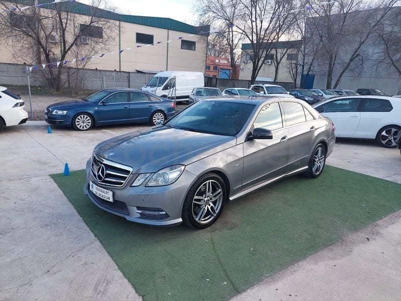 Usado Mercedes E350 265 CV (194 kW) 2011 Gris / plata Berlina