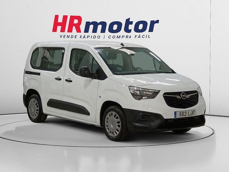 Blanco Usado 2020 Opel Combo Expression Berlina | 13.690 € (Buen precio) - Imagen 1/4