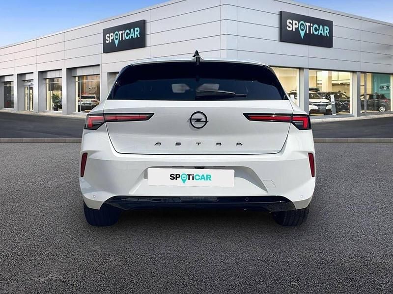 Usado Opel Astra 130 CV (95 kW) 2023 Blanco Utilitario