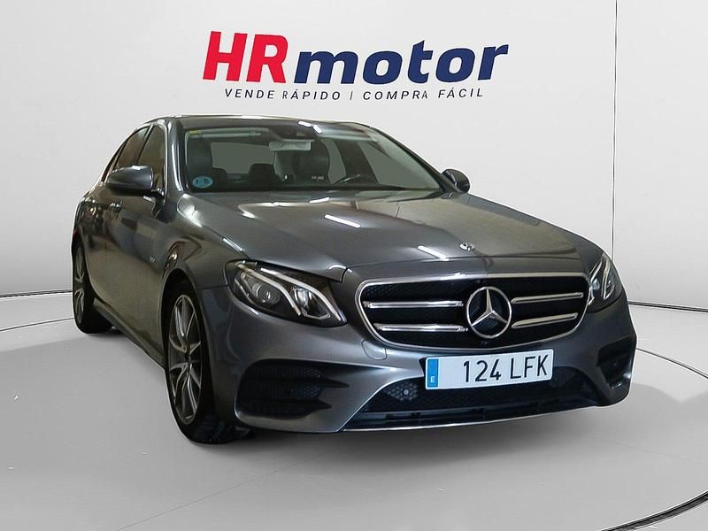 Usado Mercedes E220 196 CV (144 kW) 2020 Gris Berlina
