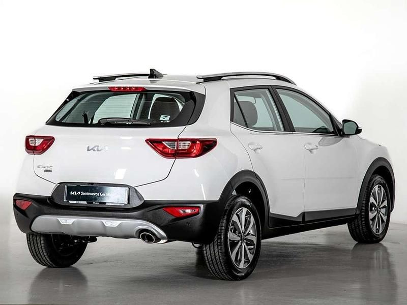 Usado Kia Stonic 101 CV (74 kW) 2024 SUV
