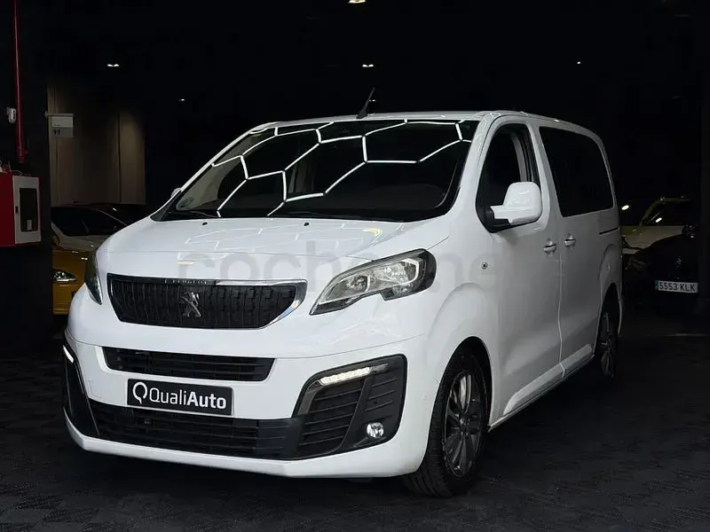 Usado Peugeot Traveller Allure 180 CV (132 kW) 2020 Blanco Monovolumen