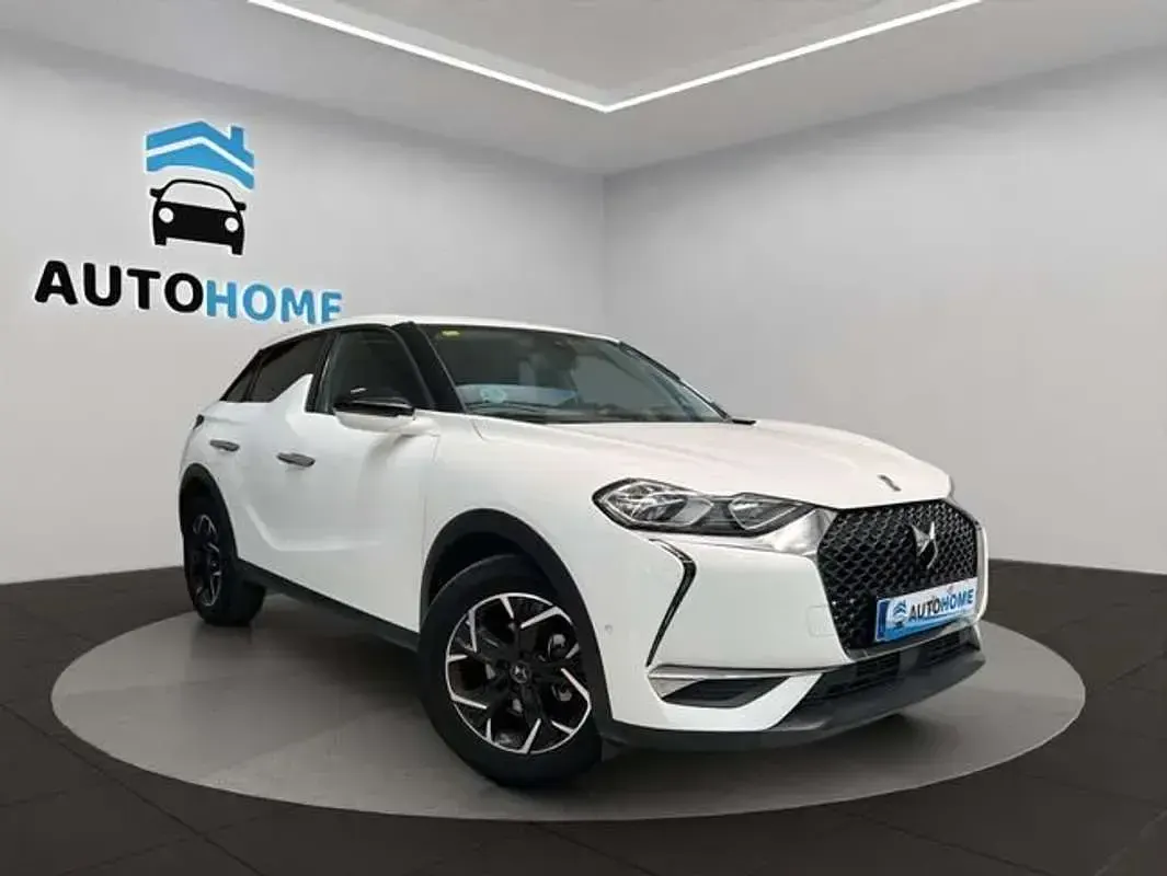Usado DS Automobiles DS3 Crossback So Chic 101 CV (74 kW) 2020 Blanco SUV