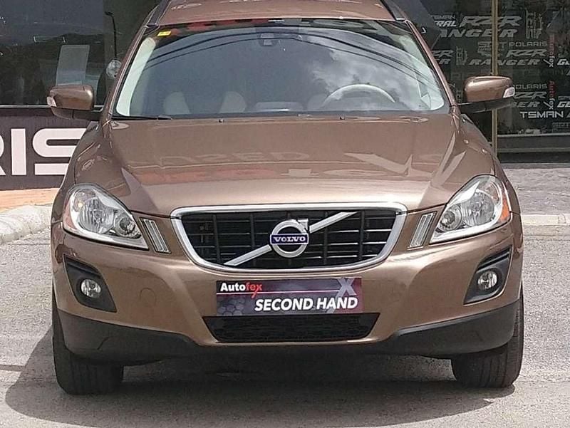 Usado Volvo XC60 Summum 163 CV (119 kW) 2009 Marrón SUV