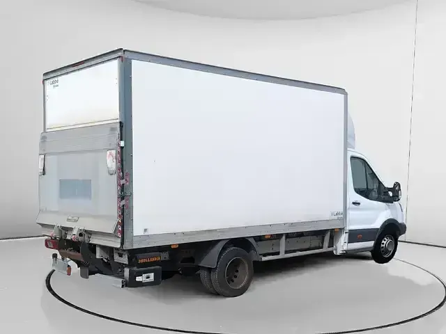 Usado Ford Transit Trend 170 CV (125 kW) 2019 Blanco