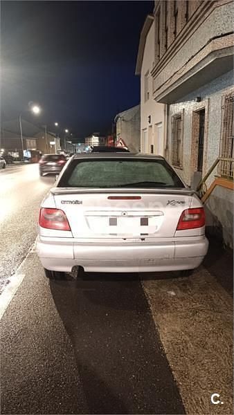 Usado Citroën Xsara VTR Sport 90 CV (66 kW) 2000 Gris / plata Coupe