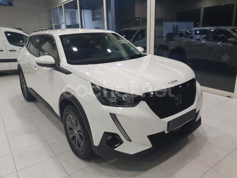 Usado Peugeot 2008 Active 110 CV (80 kW) 2021 Blanco SUV