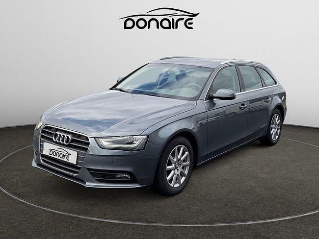 Usado Audi A4 S-Line 136 CV (100 kW) 2014 Gris / plata Familiar