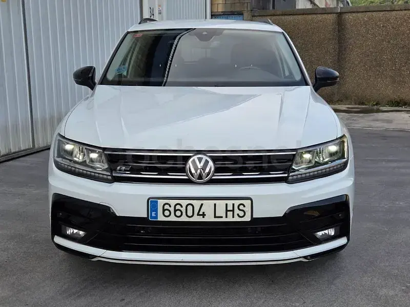 Usado VW Tiguan R-line 150 CV (110 kW) 2020 Blanco SUV