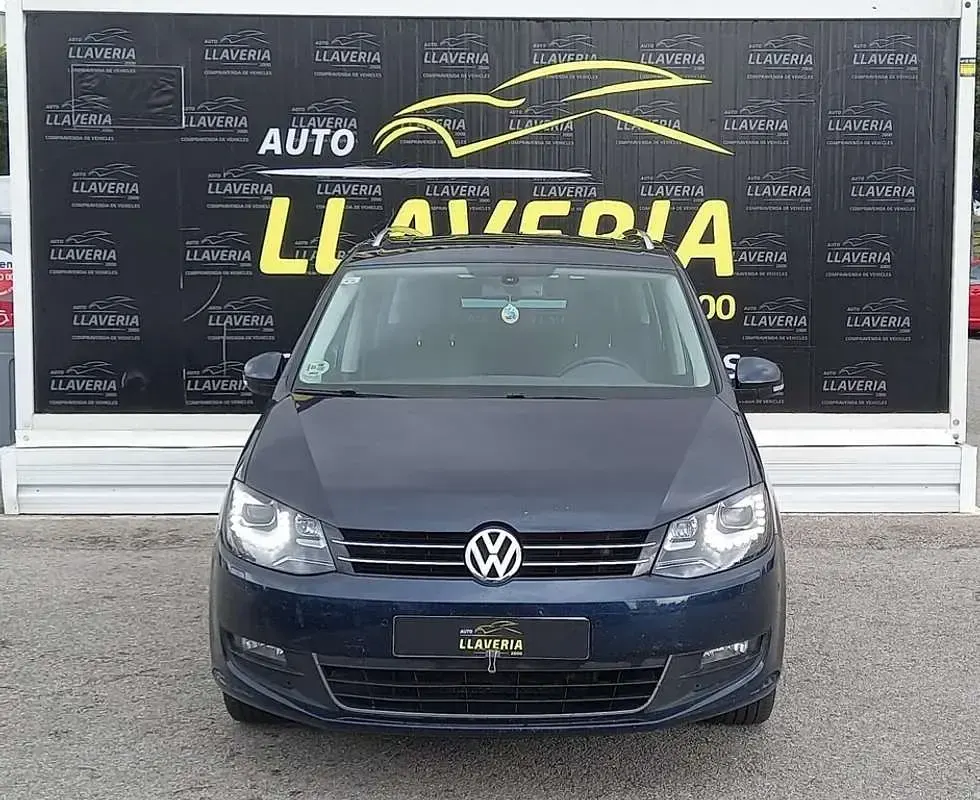 Usado VW Sharan Advance 177 CV (130 kW) 2015 Azul Monovolumen