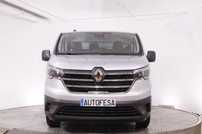 Usado Renault Trafic Zen 150 CV (110 kW) 2023 Plata