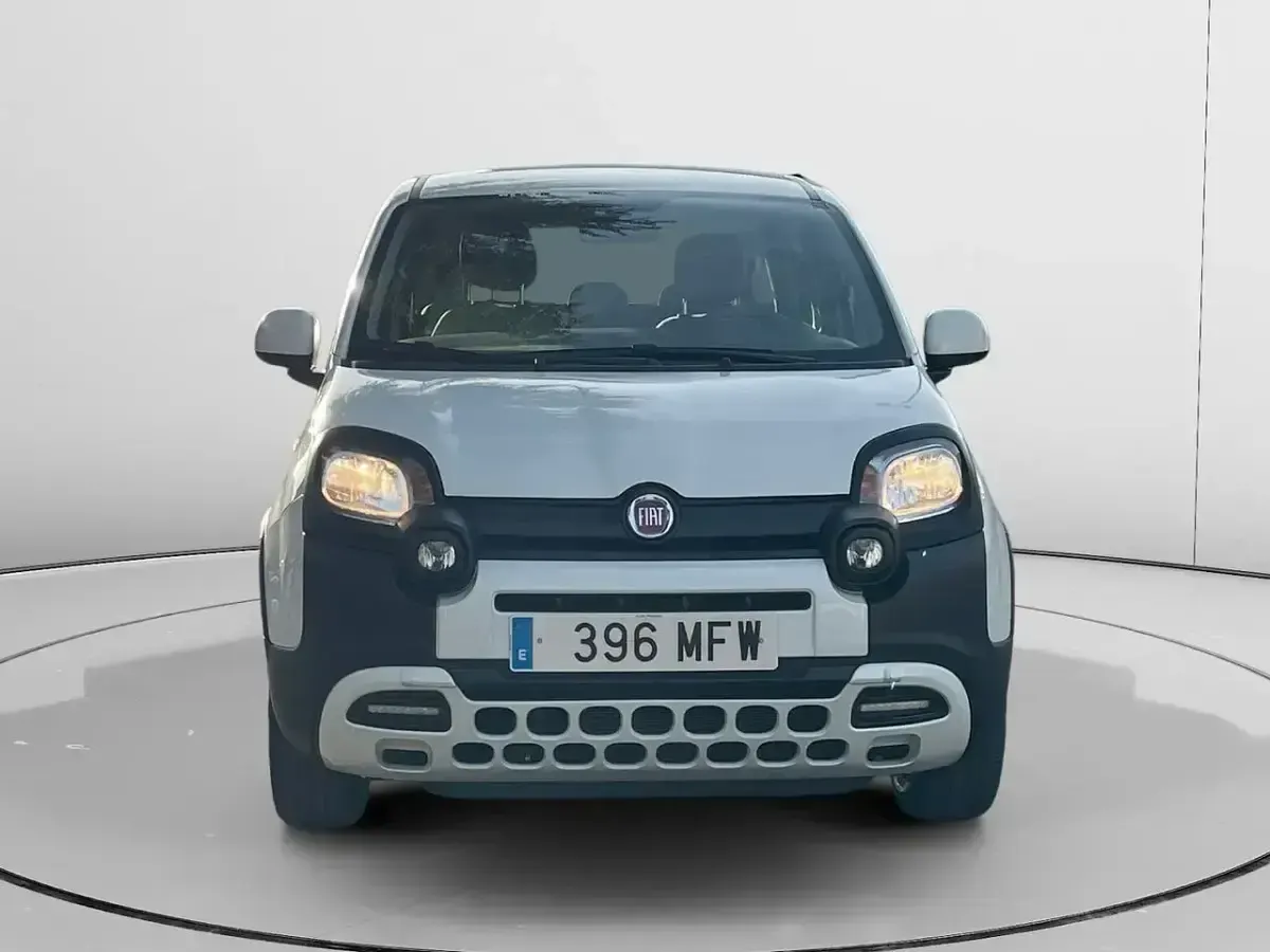 Usado Fiat Panda Cross Cross 70 CV (51 kW) 2023 Blanco Utilitario
