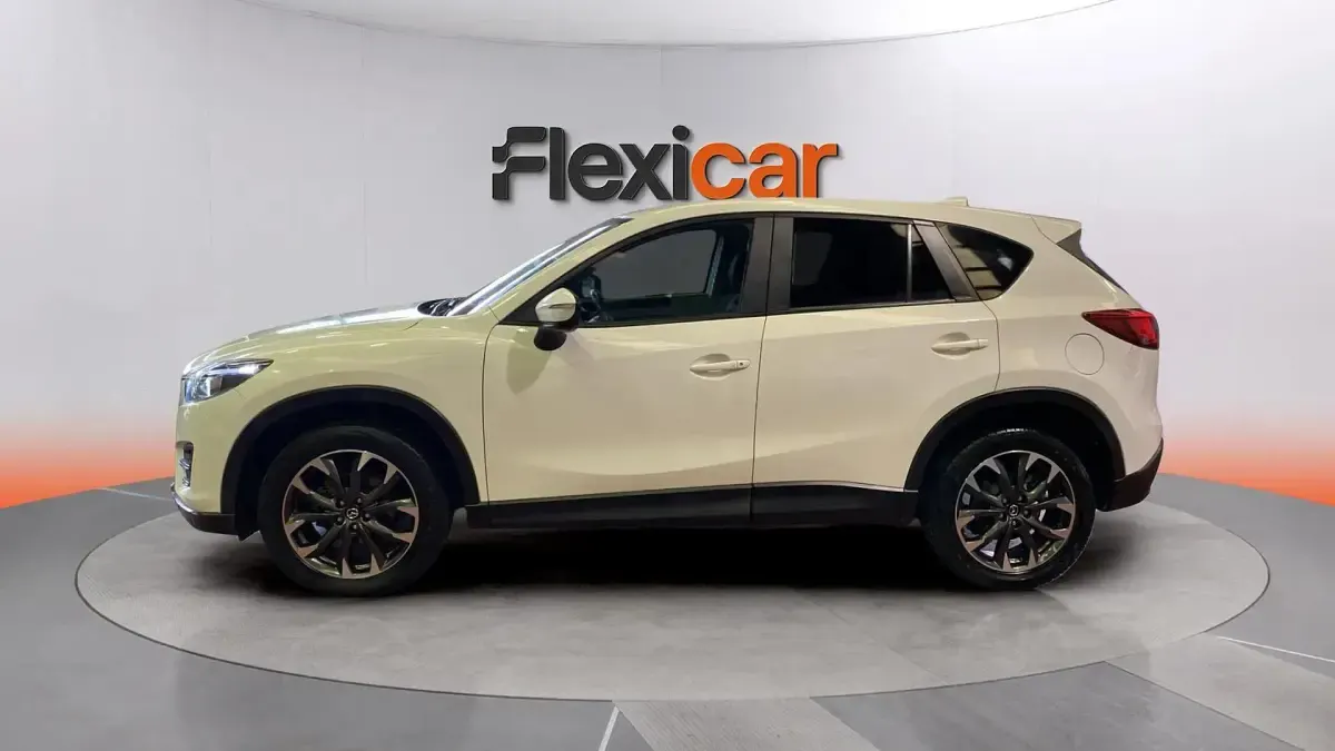 Usado Mazda CX-5 Luxury 150 CV (110 kW) 2015 Blanco SUV
