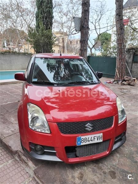 Rojo Usado 2007 Suzuki Swift Sport Berlina | 2500 € (Super precio) - Imagen 1/4