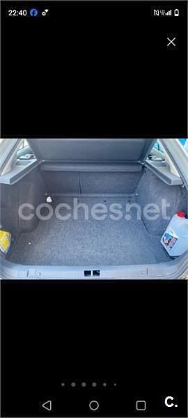 Gris / plata Usado 2001 Skoda Octavia Ambiente Berlina | 800 € - Imagen 1/4