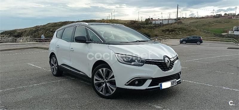 Usado Renault Grand Scénic IV Zen 140 CV (102 kW) 2018 Blanco Monovolumen