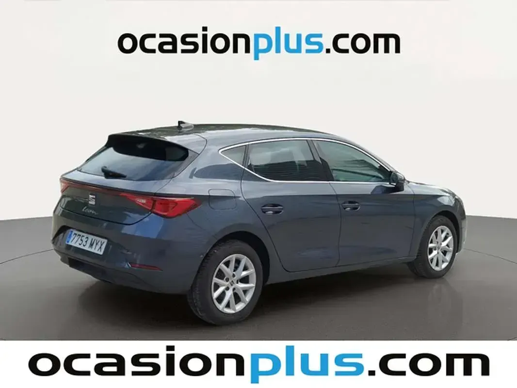 Begagnad Seat Leon Style 116 HK (85 kW) 2025 Grå Halvkombi