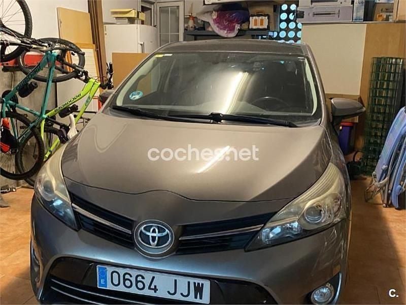 Gris / plata Usado 2015 Toyota Verso Advance Monovolumen | 9400 € (Buen precio) - Imagen 1/4