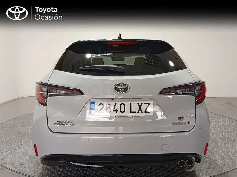 Usado Toyota Corolla Sport 180 CV (132 kW) 2022 Beige Familiar