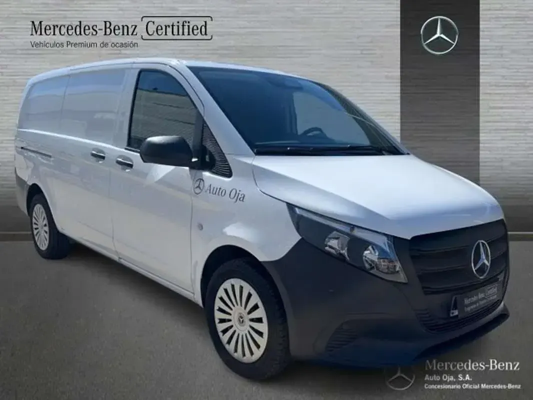 Usado Mercedes Vito 136 CV (100 kW) 2025 Van