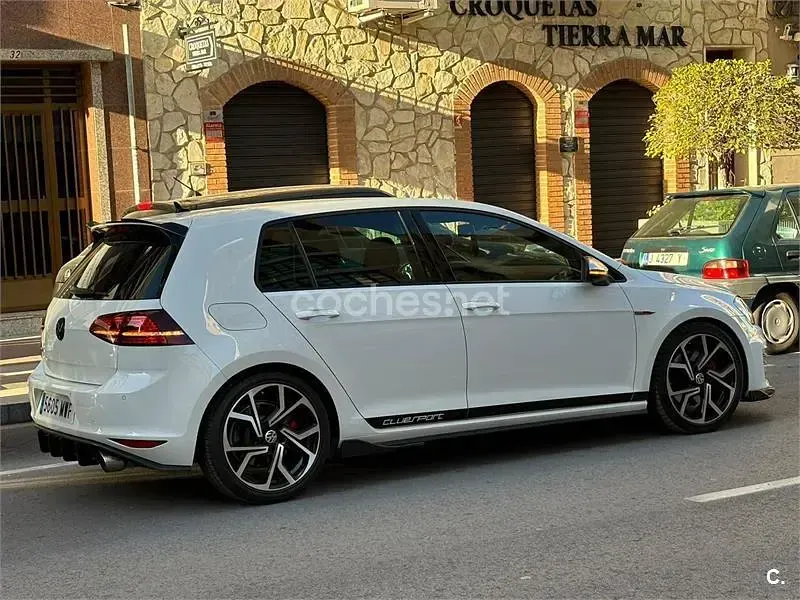 Usado VW Golf VII GTI 220 CV (161 kW) 2015 Blanco Berlina