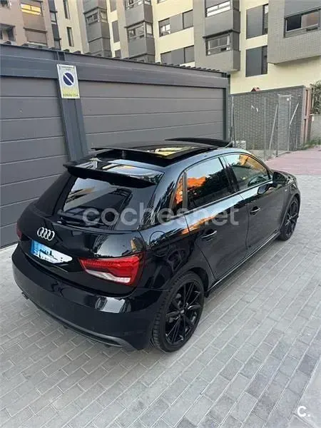 Usado Audi A1 Sportback Attraction 116 CV (85 kW) 2017 Negro Utilitario