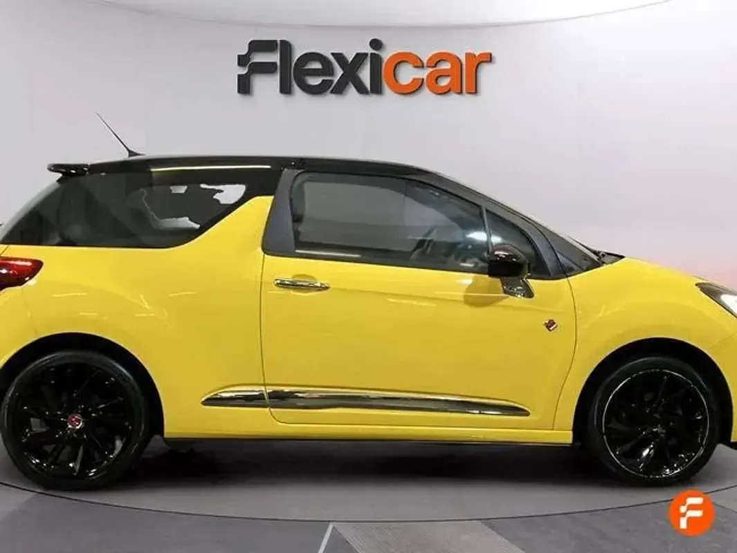 Usado DS Automobiles DS3 Crossback Performance 110 CV (80 kW) 2018 Amarillo SUV